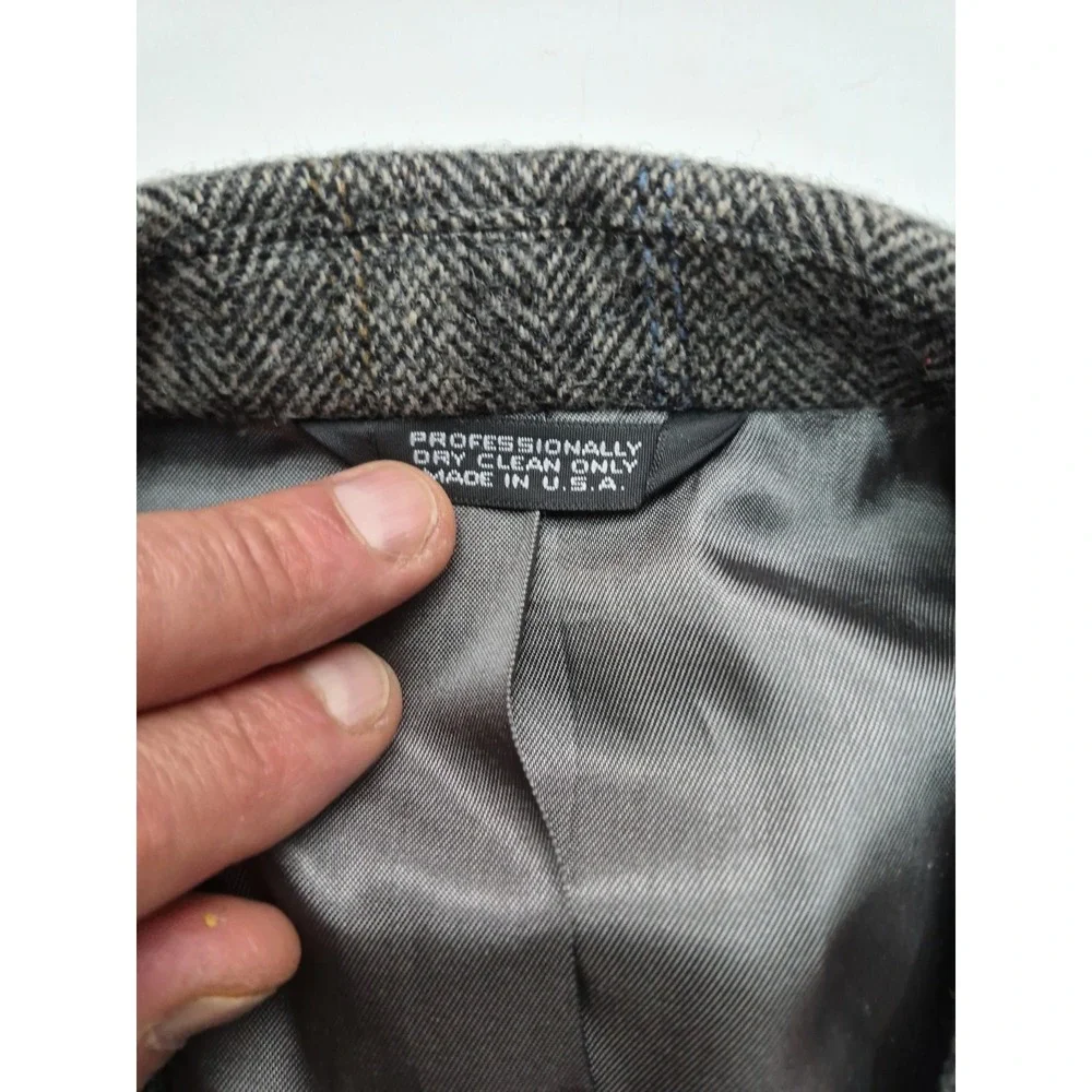 Croft & Barrow Vintage 44R Gray Wool Herringbone Blazer Mens 2 Button Sport Coat